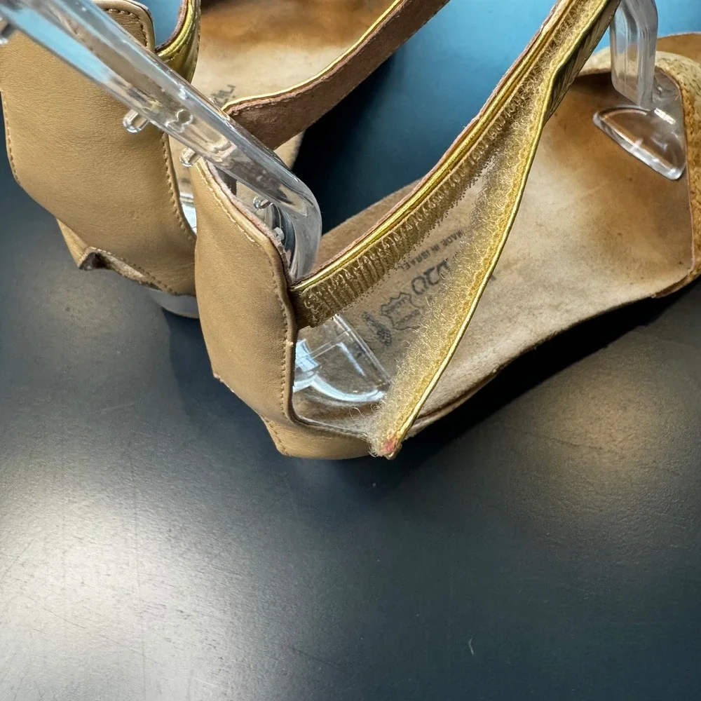 Naot Women 6-6.5 EU 37 Beige Gold Leather Cork Wedge Sandals Ankle Strap Israel